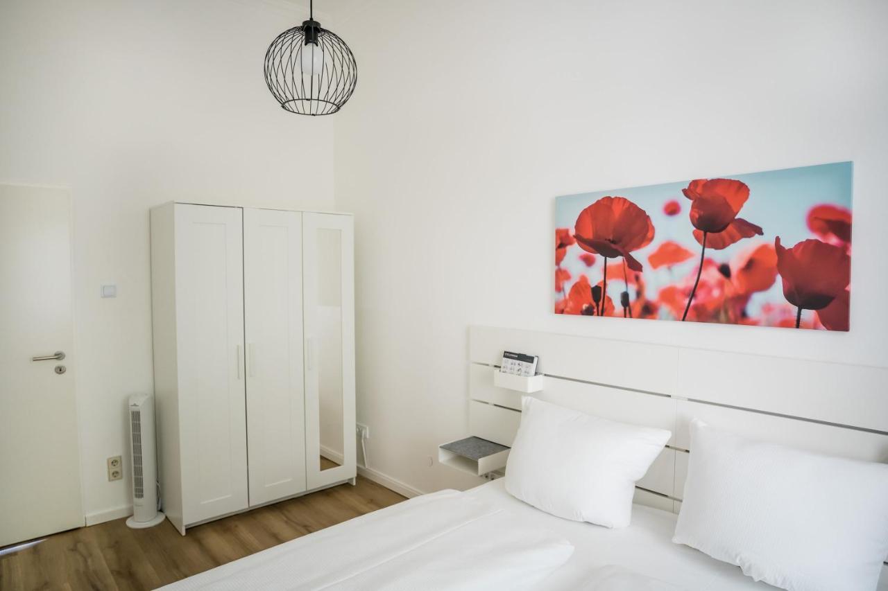 Spacious Apartment In Berlin Mitte For 6 Buitenkant foto
